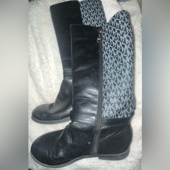 Michael Kors Boots - Picture 1 of 3
